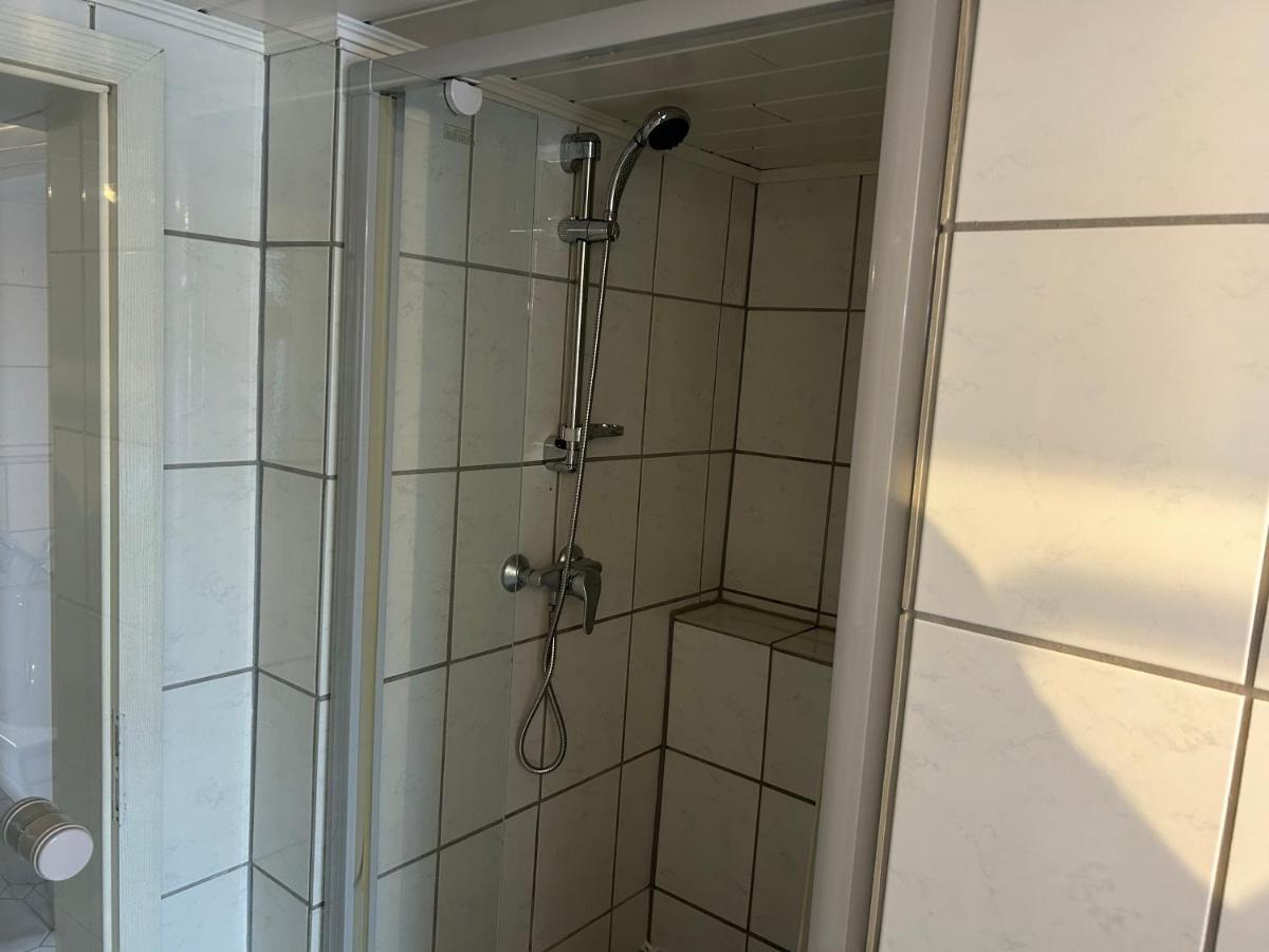Pension Hotel Leinefelde Am Bahnhof Dış mekan fotoğraf